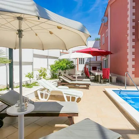 Hébergement de vacances Seaside House With A Swimming Pool Businci - Ciovo - 11882