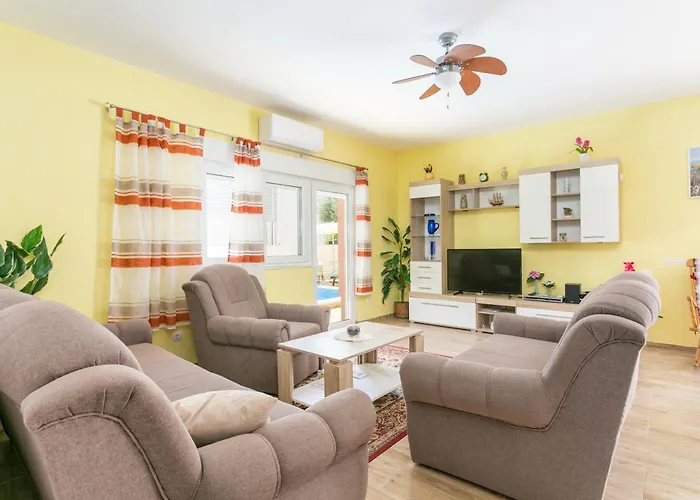 Seaside House With A Swimming Pool Businci - Ciovo - 11882 Hébergement de vacances *