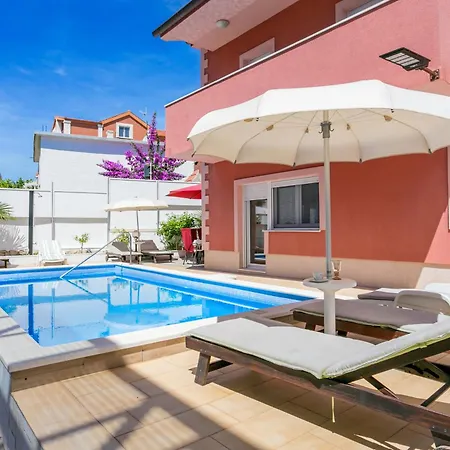 Seaside House With A Swimming Pool Businci, Ciovo - 11882 *