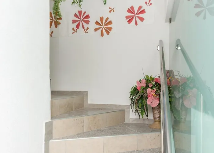 Seaside House With A Swimming Pool Businci - Ciovo - 11882 Дом отдыха *