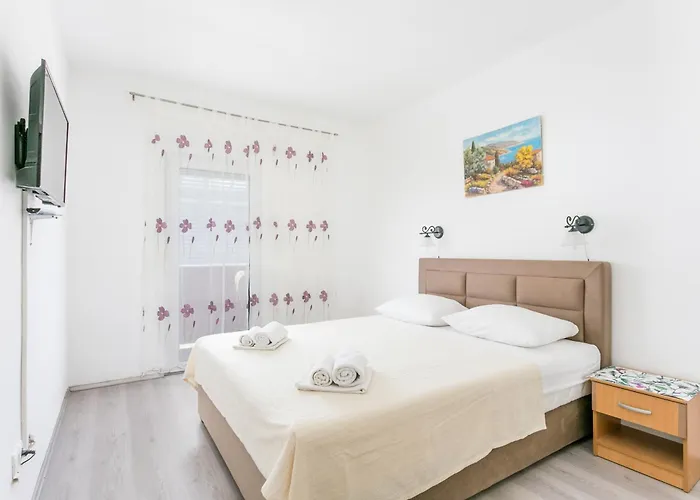 Seaside House With A Swimming Pool Businci - Ciovo - 11882