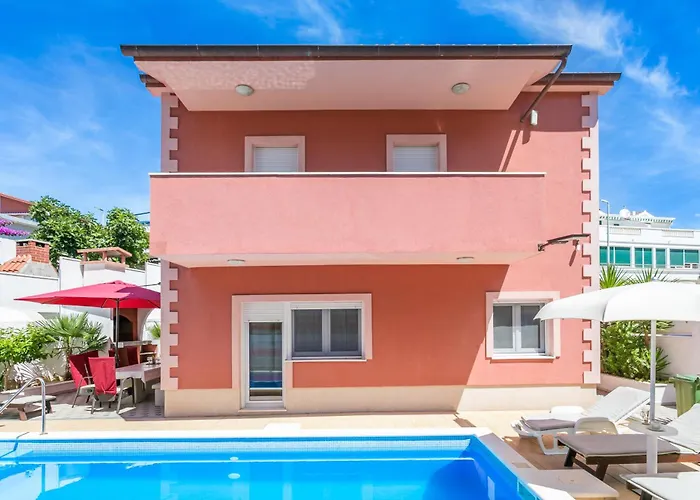 Seaside House With A Swimming Pool Businci - Ciovo - 11882 * Трогир