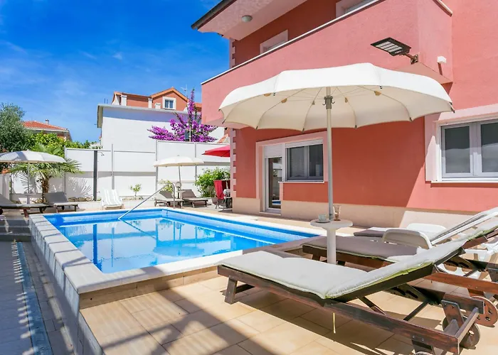 Seaside House With A Swimming Pool Businci - Ciovo - 11882 *